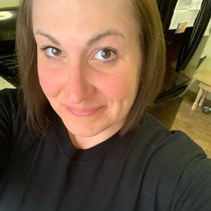 Meet your Posher, Pamela